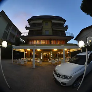 Hotel La Playa, Cervia